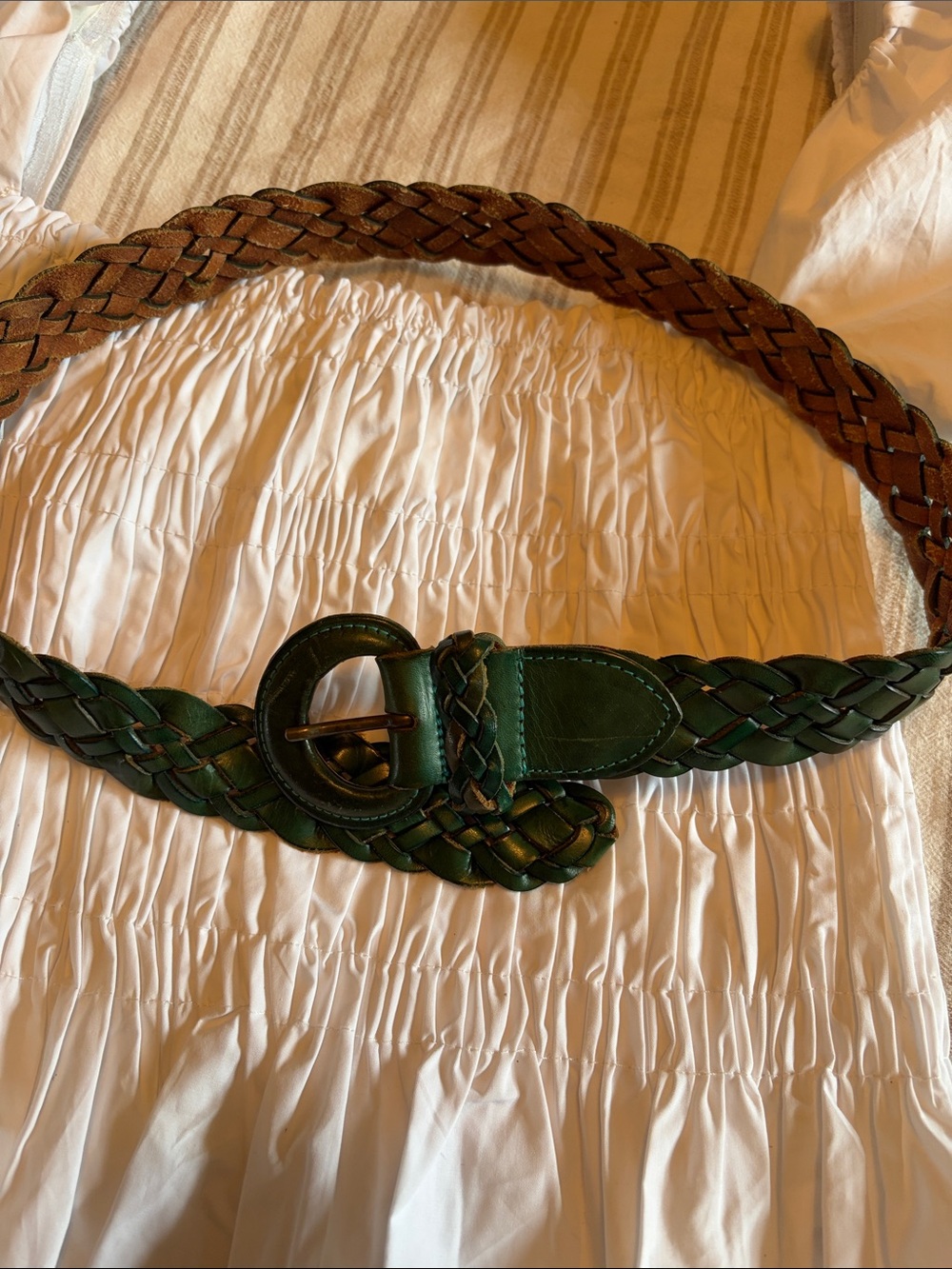 Woven Leather Round-Buckle Waist Belt — Green